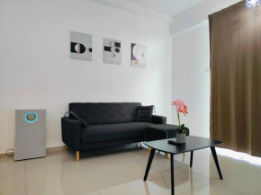 Una Cozy House Near Jonker and Heritage